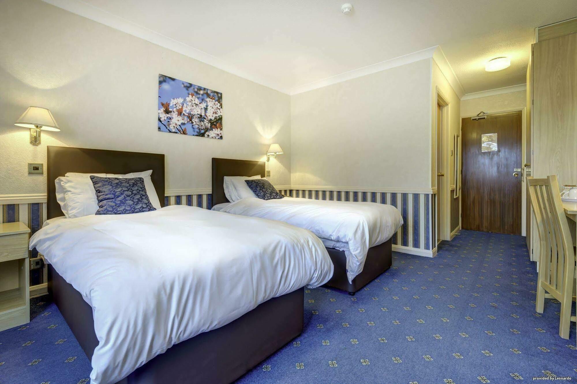 Best Western The Royal Chase Hotel Shaftesbury Exterior photo